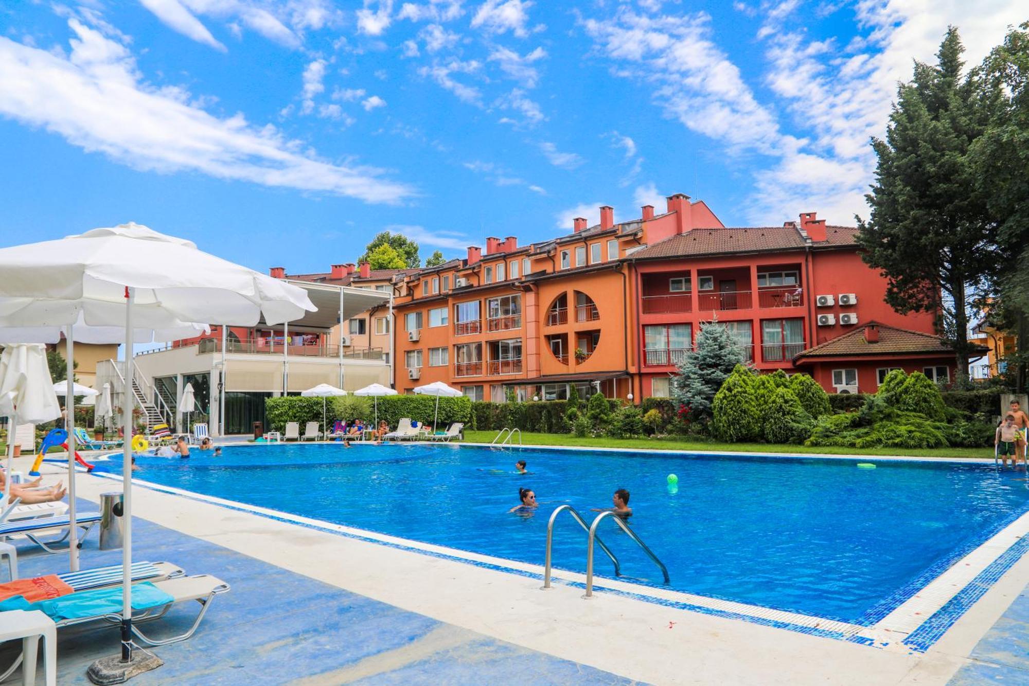 Luxury First Line Apartment With Pool By The Sea Nesebar Exteriér fotografie
