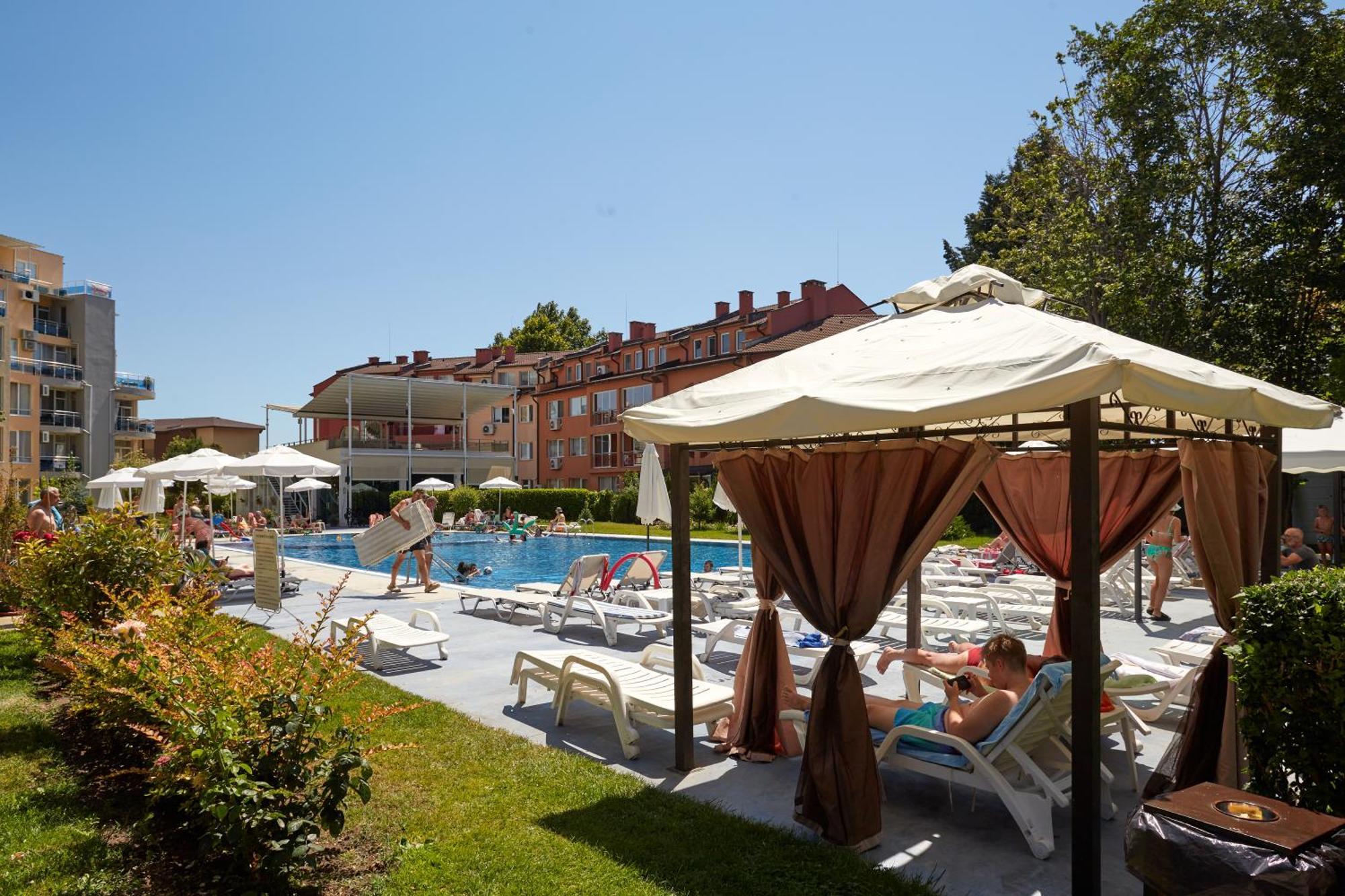 Luxury First Line Apartment With Pool By The Sea Nesebar Exteriér fotografie