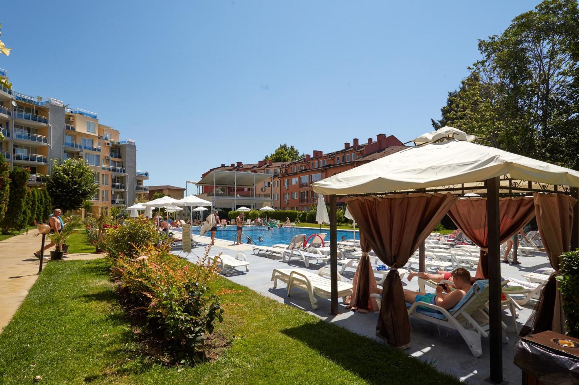 Luxury First Line Apartment With Pool By The Sea Nesebar Exteriér fotografie